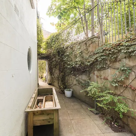 Luxurious Victorian In Charming Cotham Villa Bristol